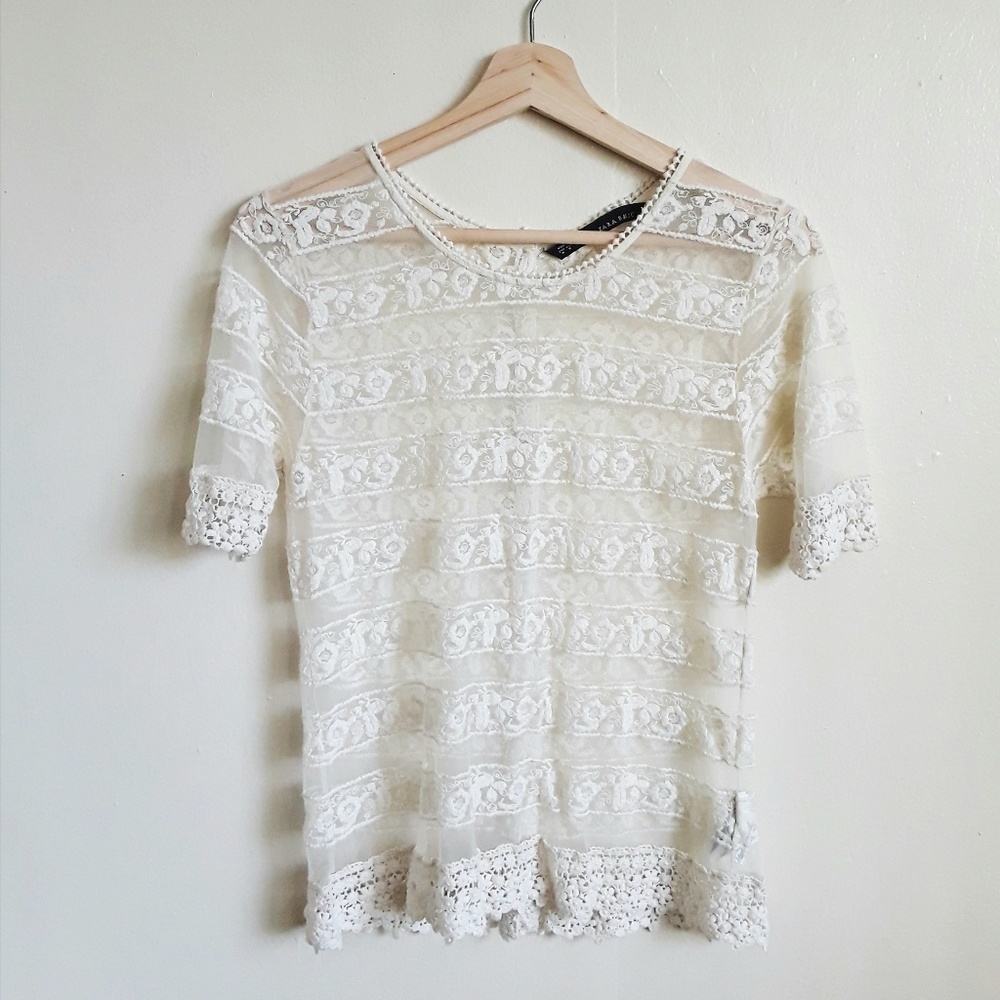 Lace sheer top back button up details